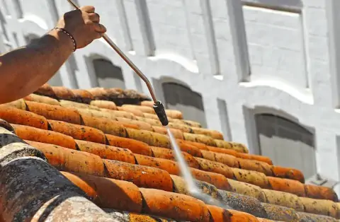 Nettoyage de toitures - Campeaux